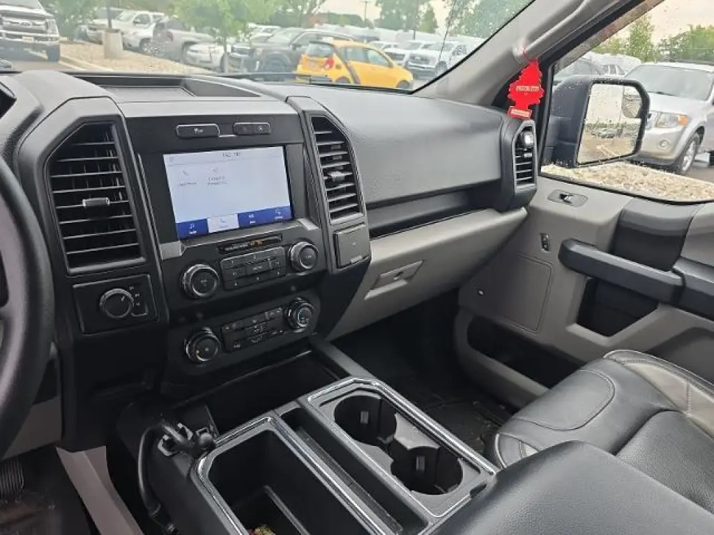 Ford F-150 2019 4x4 XL 4dr SuperCrew 5.5 ft. SB