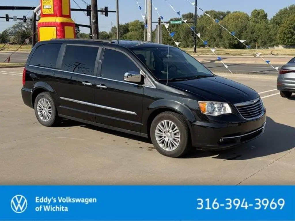 Chrysler Town and Country 2015 Touring-L 4dr Mini-Van