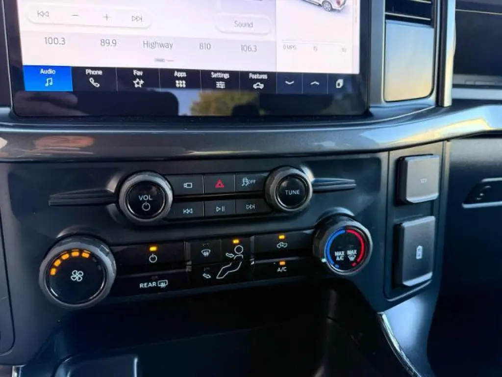 Ford F-150 2025 4x4 STX 4dr SuperCrew 5.5 ft. SB