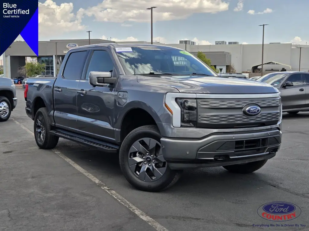 Ford F-150 Lightning 2023 AWD Lariat 4dr SuperCrew 5.5 ft. SB