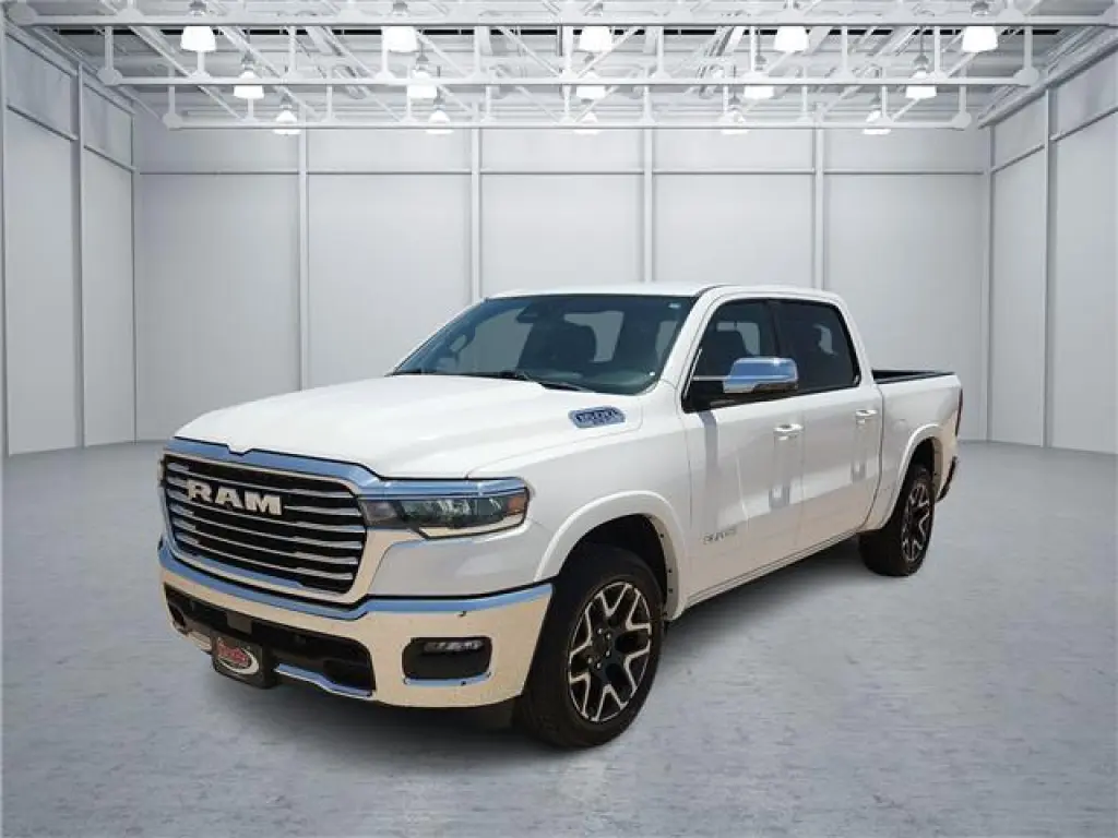 Ram 1500 2025 4x4 Laramie 4dr Crew Cab 5.6 ft. SB Pickup
