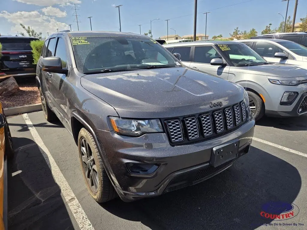Jeep Grand Cherokee 2018 4x2 Laredo 4dr SUV