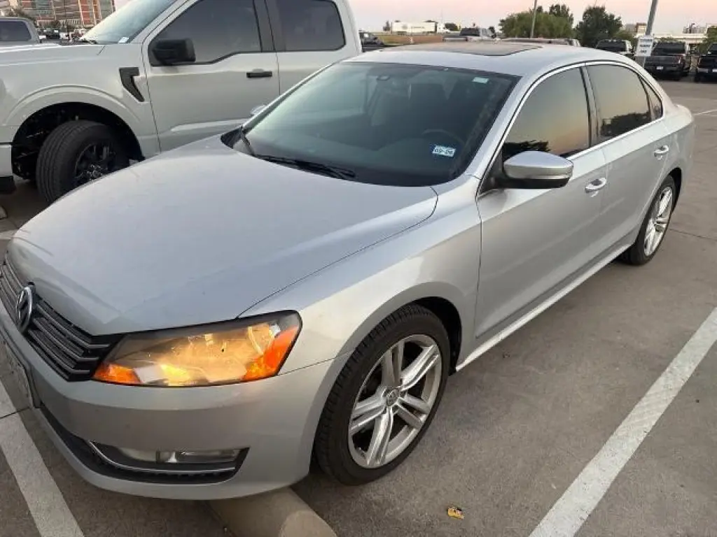 Volkswagen Passat 2015 2.0L TDI SE 4dr Sedán 6M