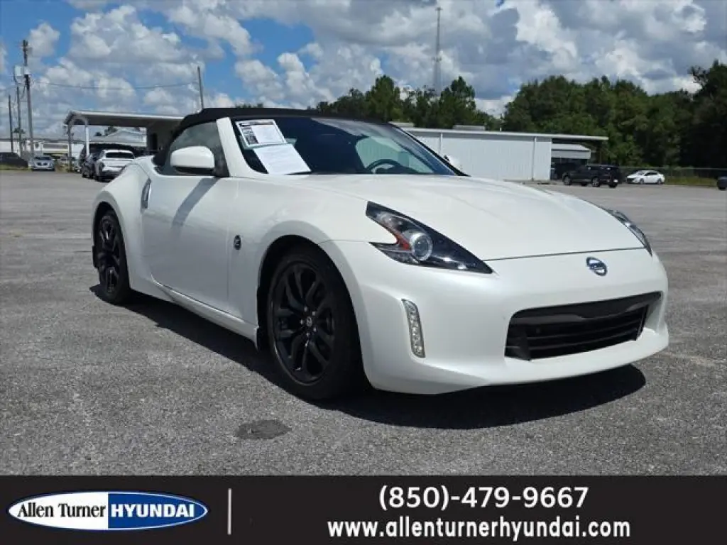 Nissan 370Z 2018 Roadster 2dr Conversible