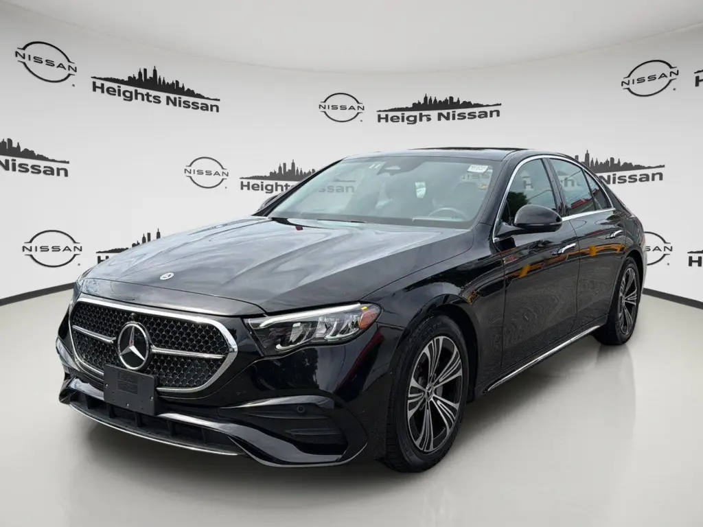 Clase E Mercedes-Benz 2025 AWD E 350 4MATIC Sedán 4p