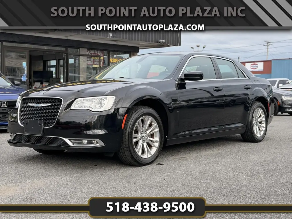 2017 Chrysler 300