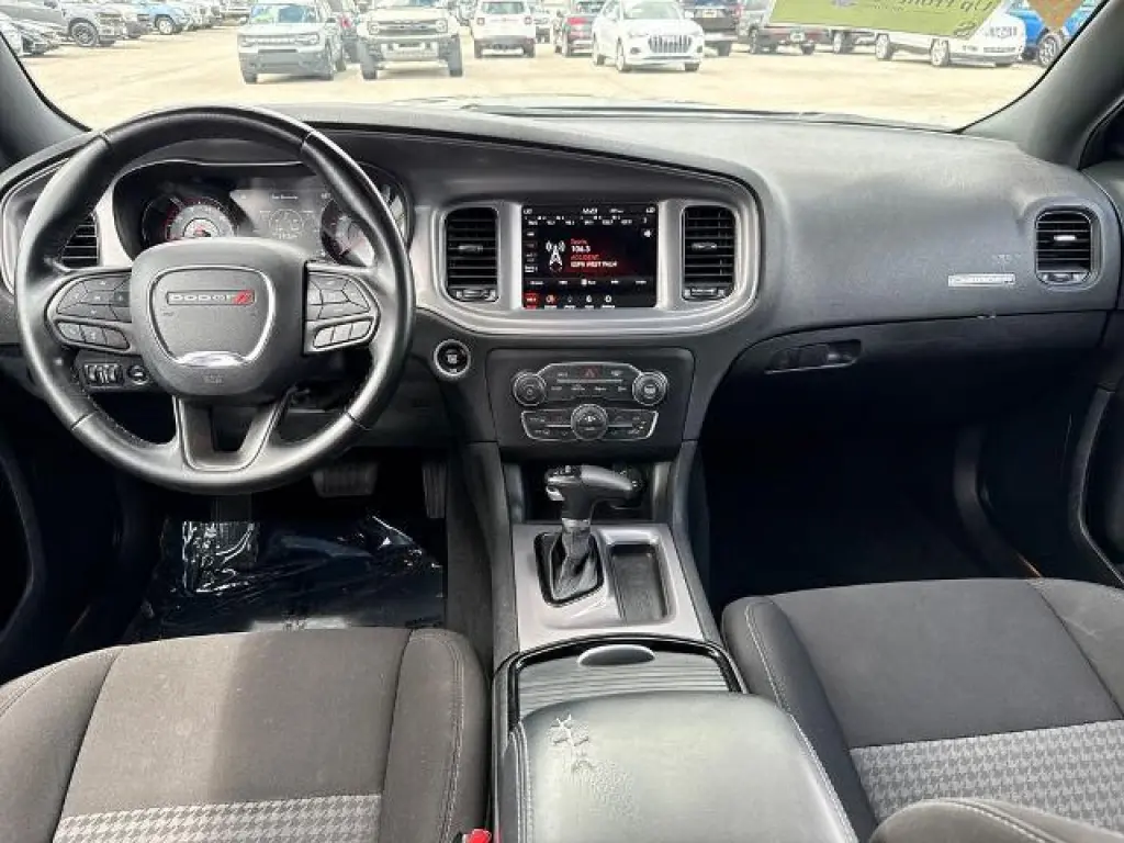 Dodge Charger 2023 GT 4dr Sedán