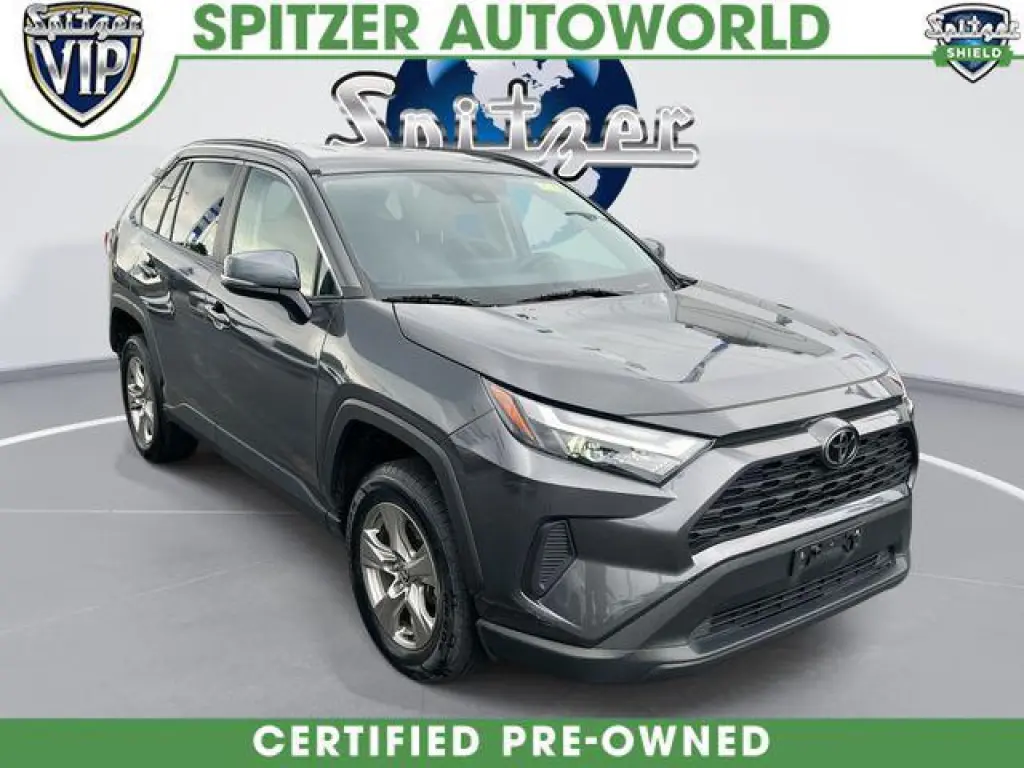 Toyota RAV4 2024 XLE 4dr SUV