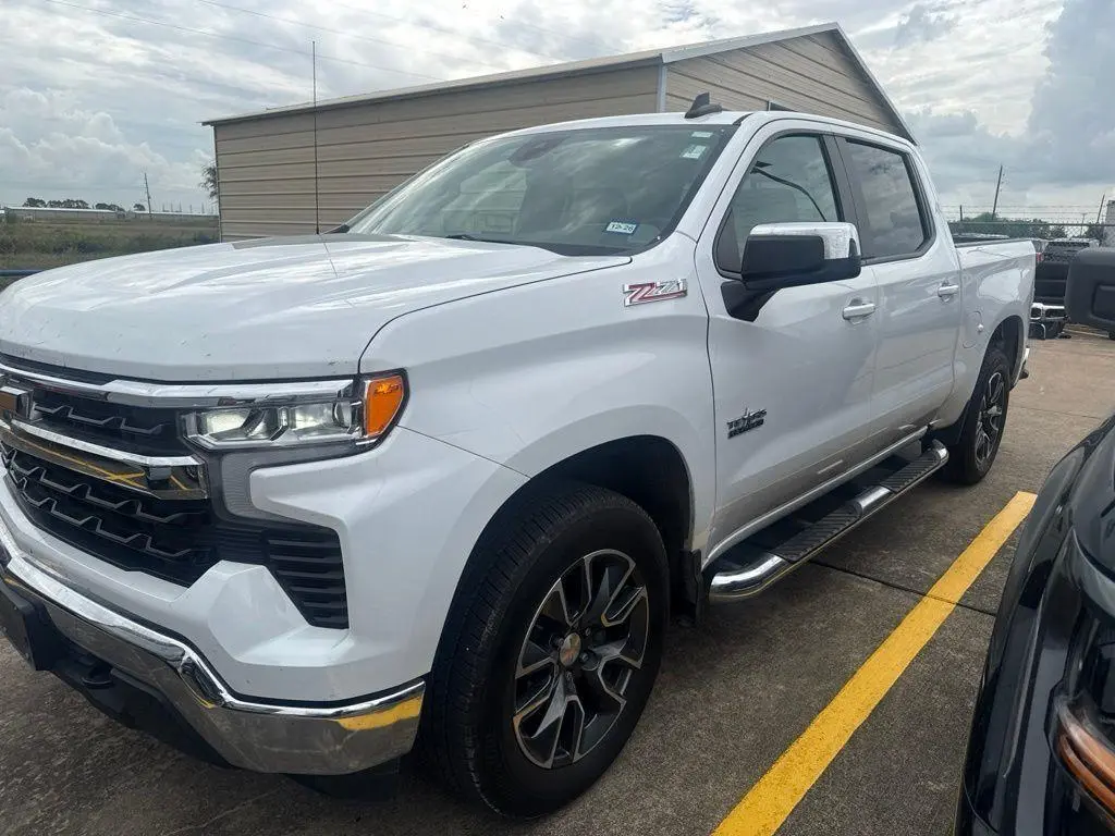 Chevrolet Silverado 1500 2024 4x4 LT 4dr Crew Cab 5.8 ft. SB w/1LT