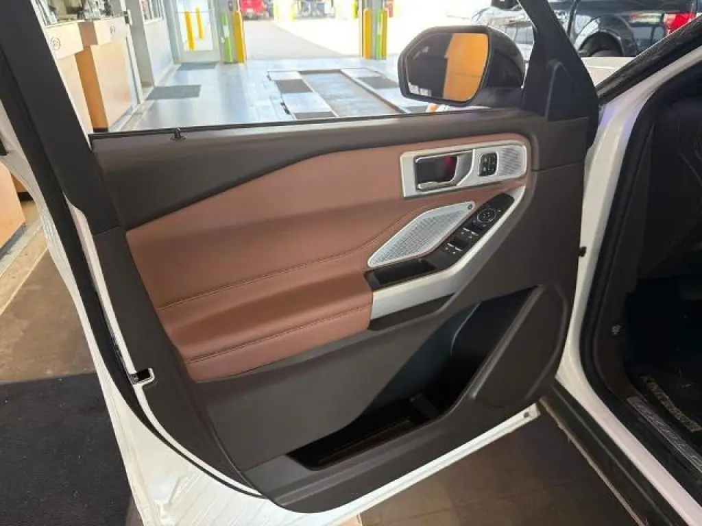 Ford Explorer 2023 AWD King Ranch 4dr SUV