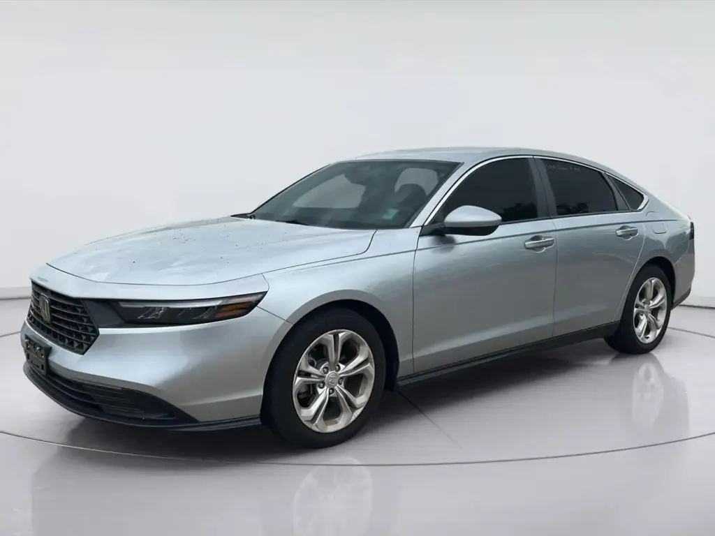 Honda Accord 2025 LX 4dr Sedán