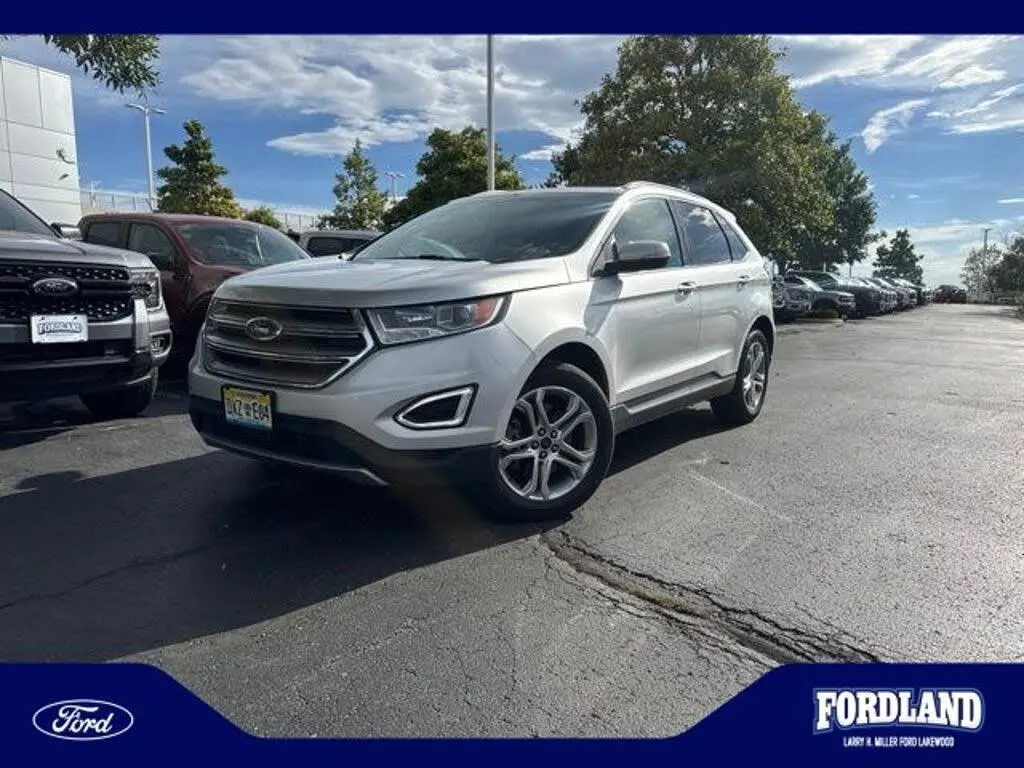 Ford Edge 2017 AWD Titanium 4dr Crossover