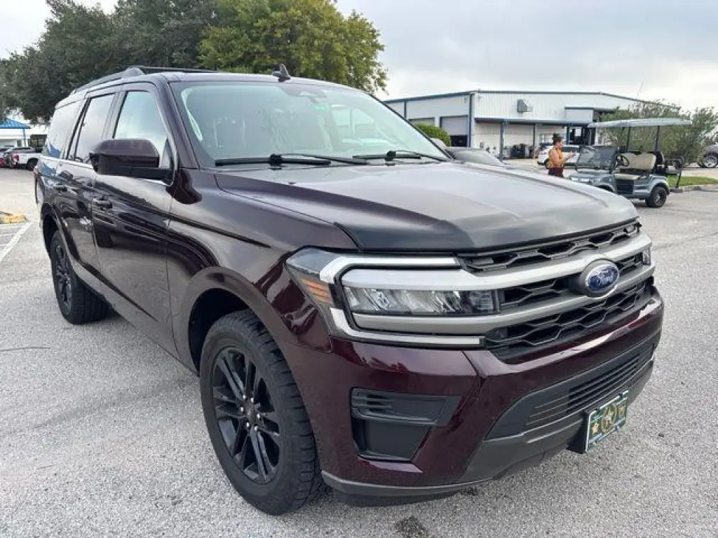 Ford Expedition 2024 4x2 XLT 4dr SUV