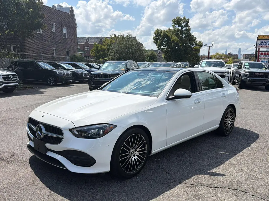 Clase C Mercedes-Benz 2025 AWD C 300 4MATIC Sedán 4p.