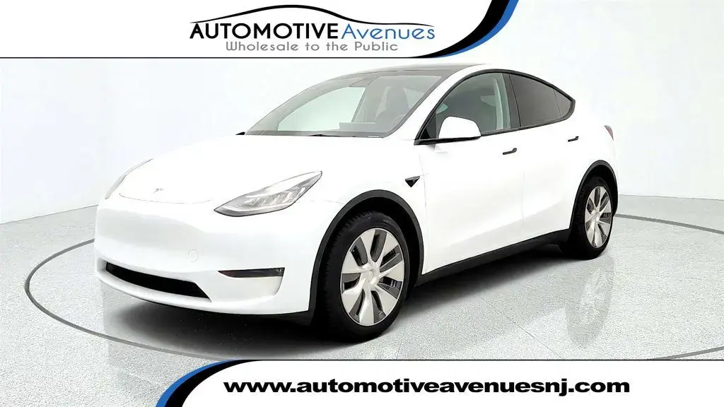 Tesla Model Y 2023 AWD 4 puertas crossover