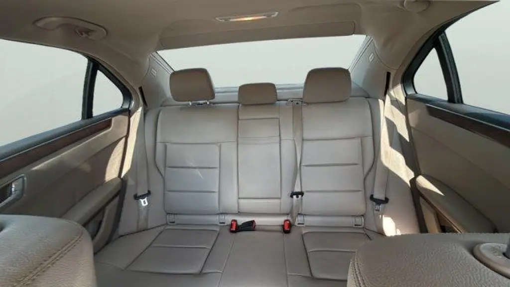 Clase E Mercedes-Benz 2011 E 350 Luxury 4p Sedan