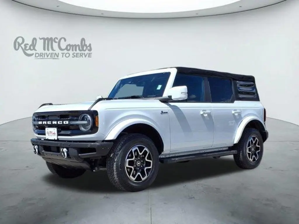 Ford Bronco 2022 4x4 Black Diamond 4dr SUV
