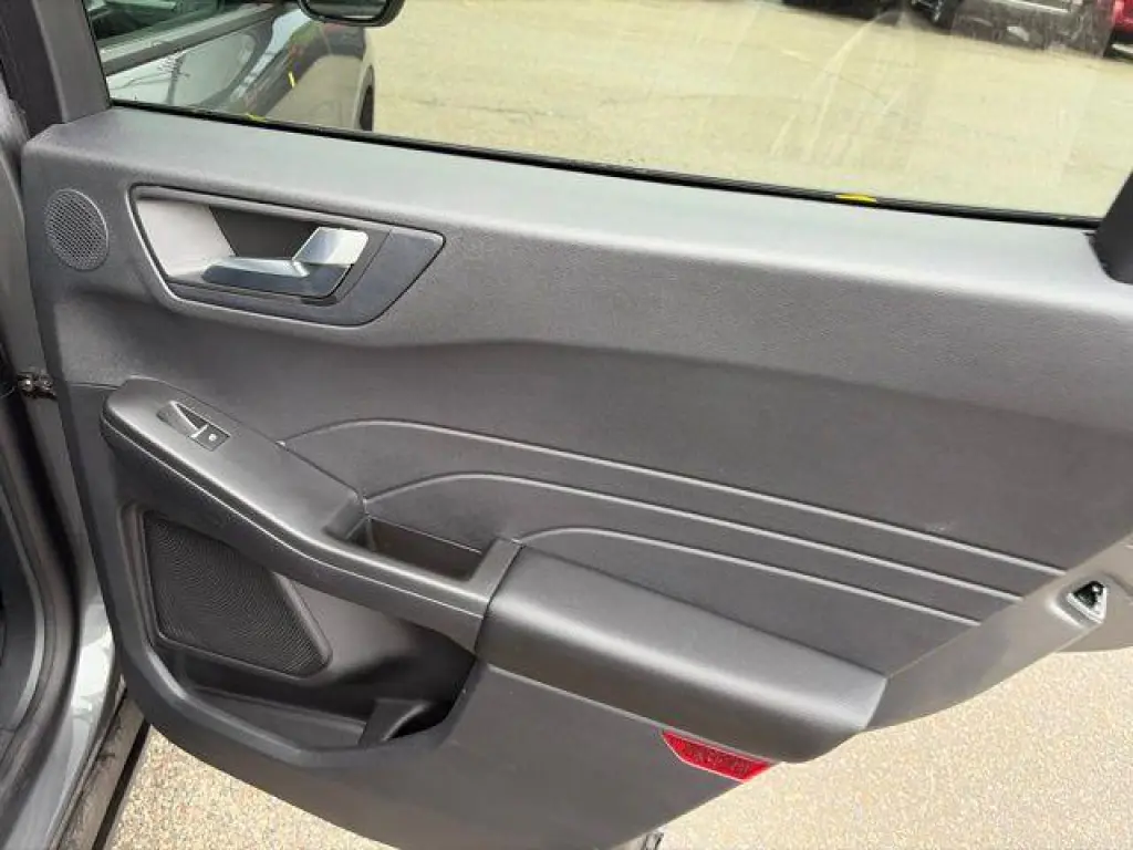 Ford Escape 2022 SEL 4dr SUV