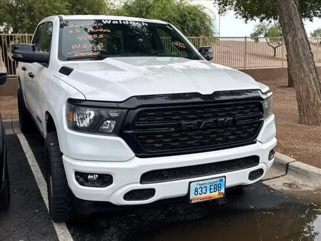 Ram 1500 2023 4x4 Big Horn 4dr Crew Cab 5.6 ft. SB Pickup