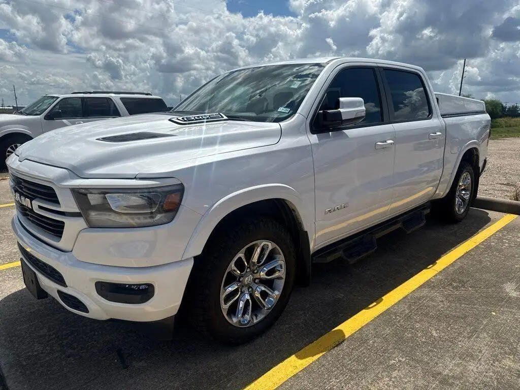 Ram 1500 2021 4x4 Laramie 4dr Crew Cab 5.6 ft. SB Pickup