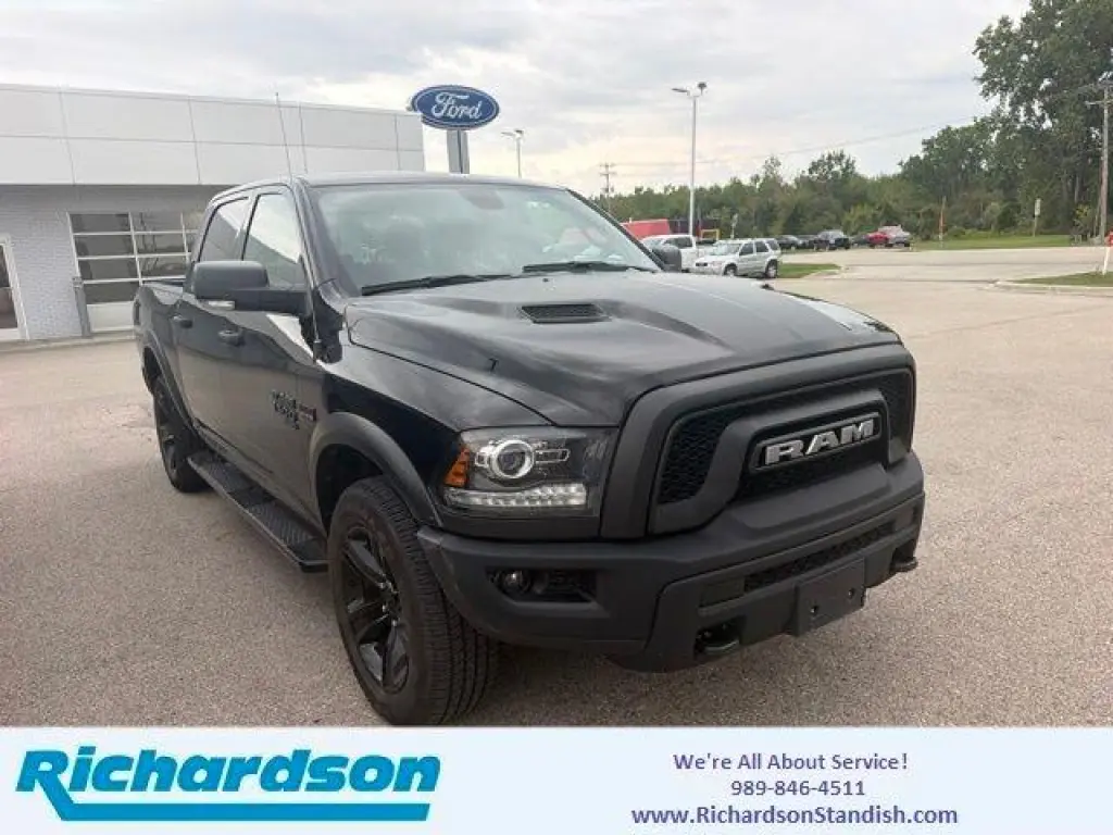 Ram 1500 Classic 2024 4x4 SLT 4dr Crew Cab 5.5 ft. SB Pickup