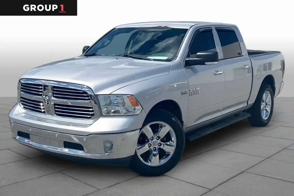 Ram 1500 2016 4x4 SLT 4dr Crew Cab 5.5 ft. SB Pickup