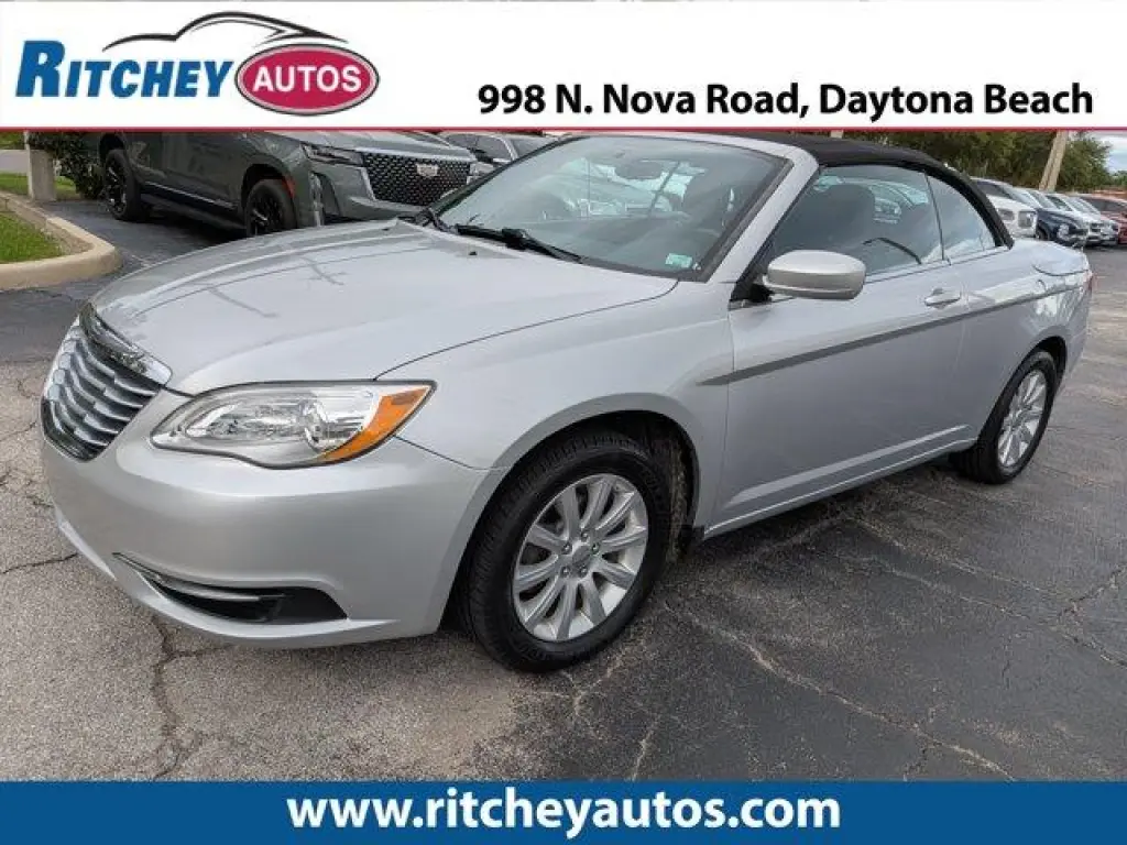 Chrysler 200 2012 Touring 2dr Convertible