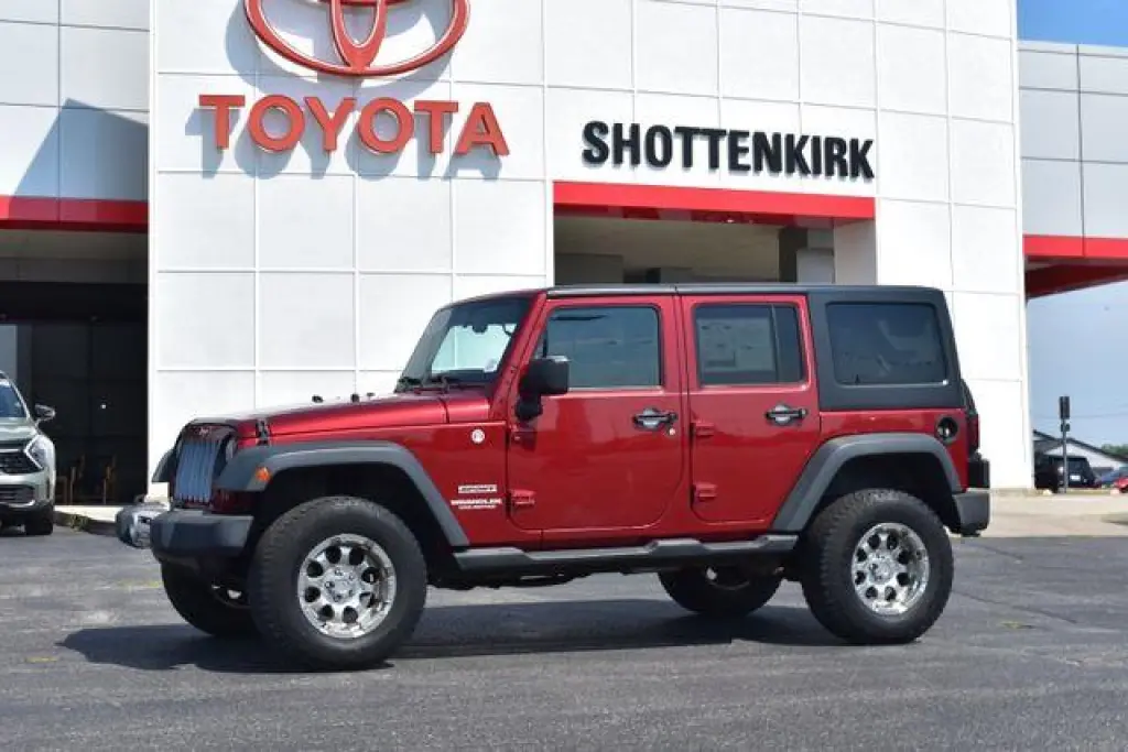 Jeep Wrangler Unlimited 2013 4x4 Sport 4dr SUV