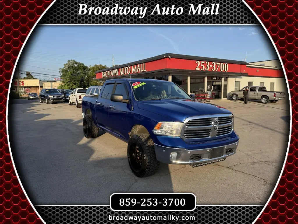 2015 RAM 1500 SLT