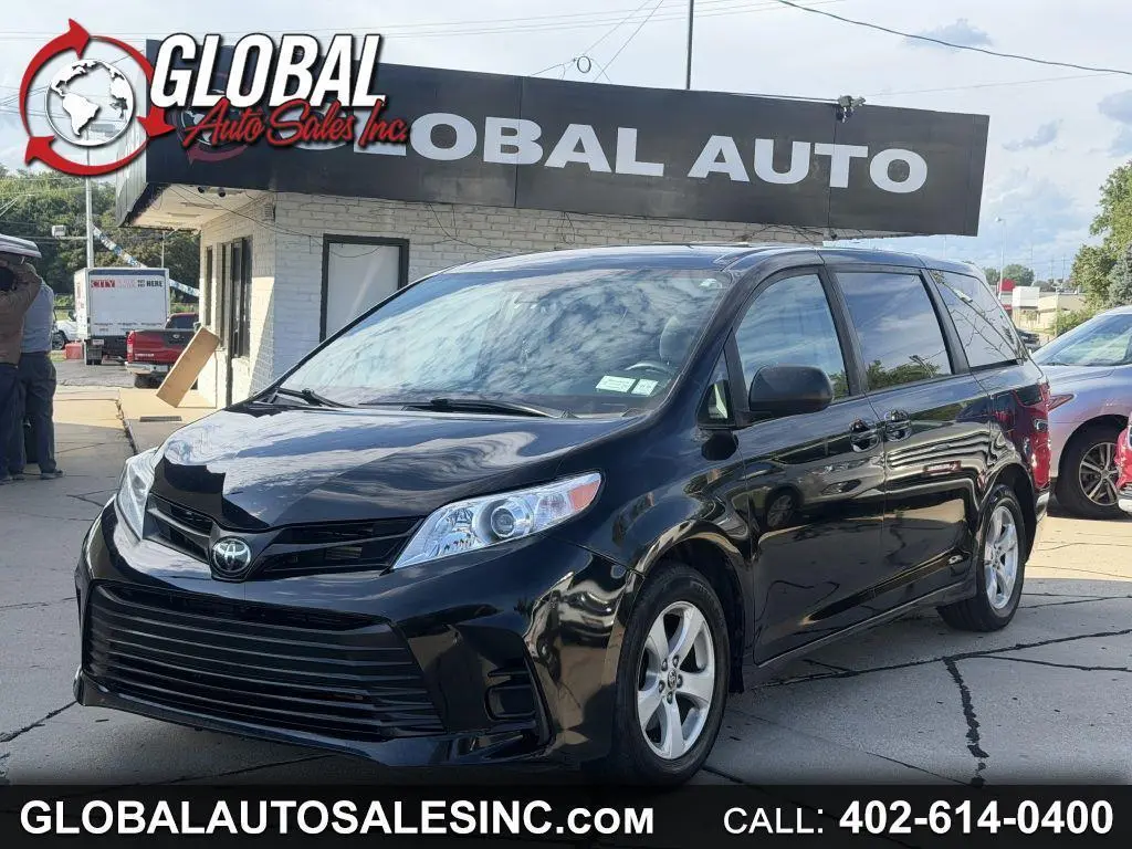 Toyota Sienna L 2020 de 7 pasajeros