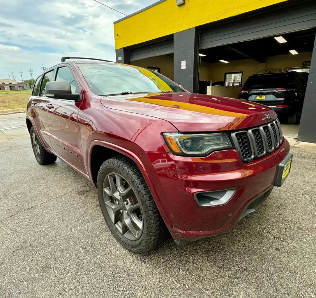 Jeep GRAND CHEROKEE 2021