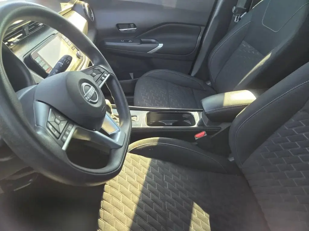 2023 Nissan Kicks
