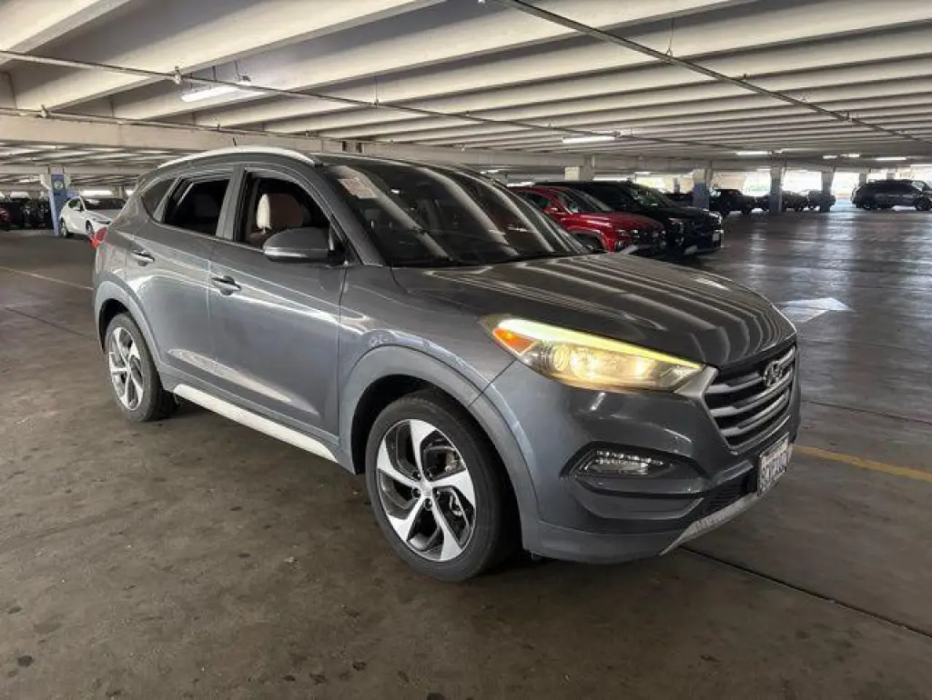 Hyundai TUCSON 2017 Sport 4dr SUV