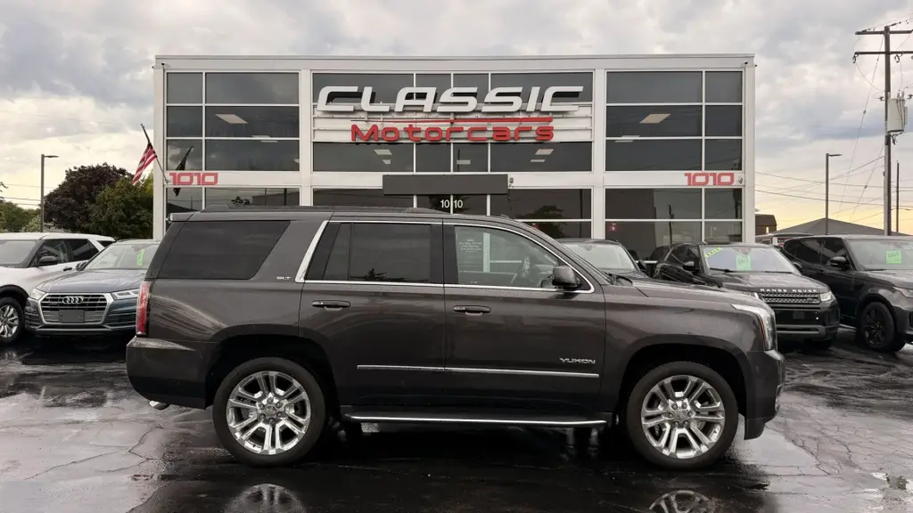 2017 GMC YUKON