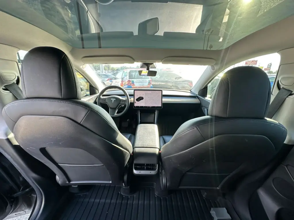 2020 TESLA MODEL Y