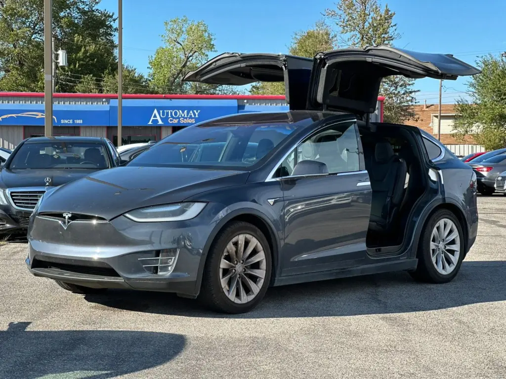2017 TESLA MODEL X