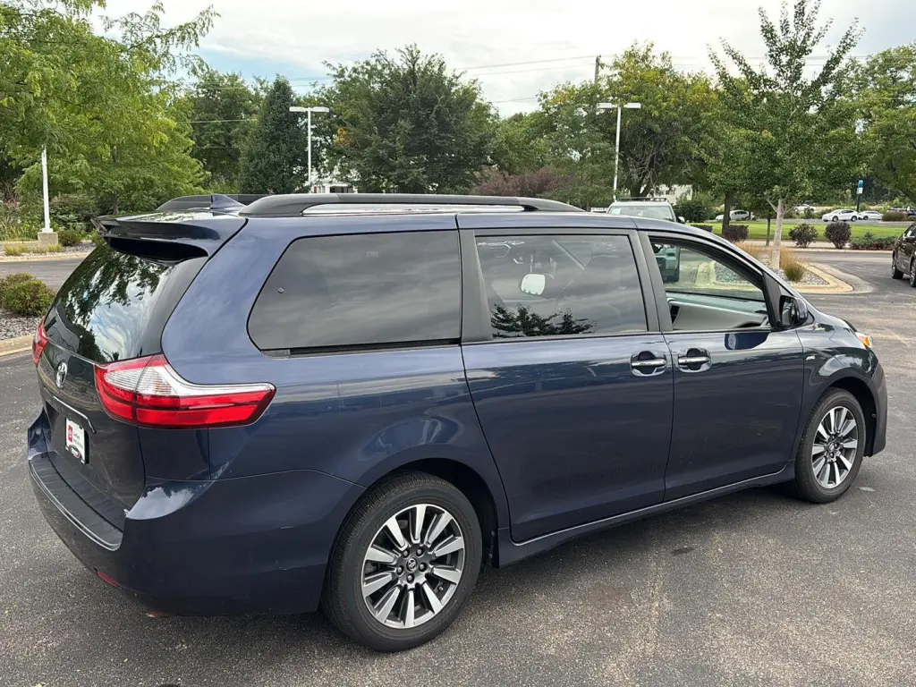 2018 Toyota Sienna