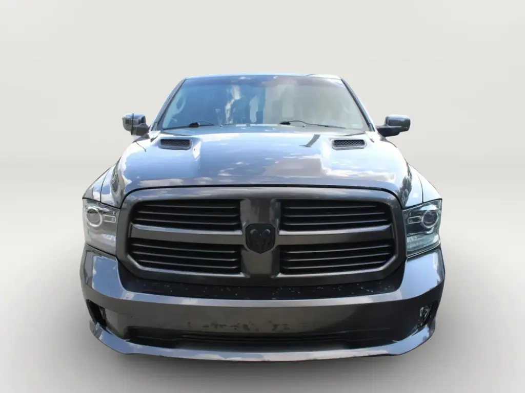 2016 Ram 1500 QUAD CAB