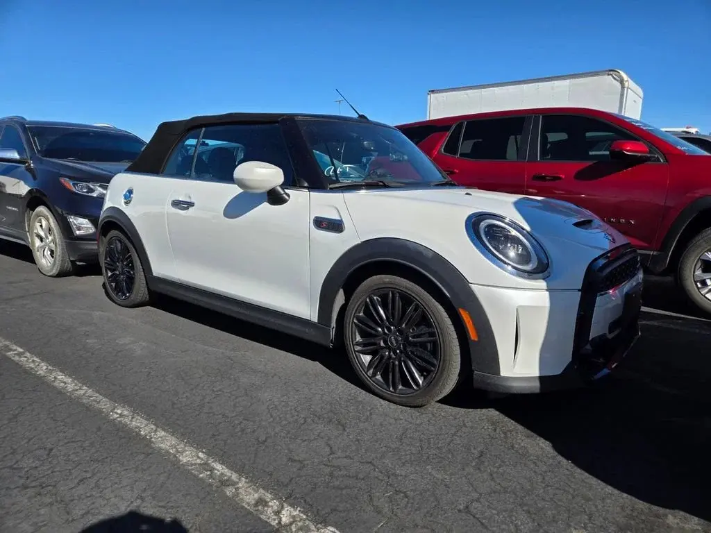 2024 MINI Convertible