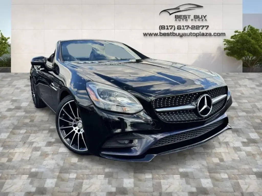 2017 MERCEDES-BENZ SLC