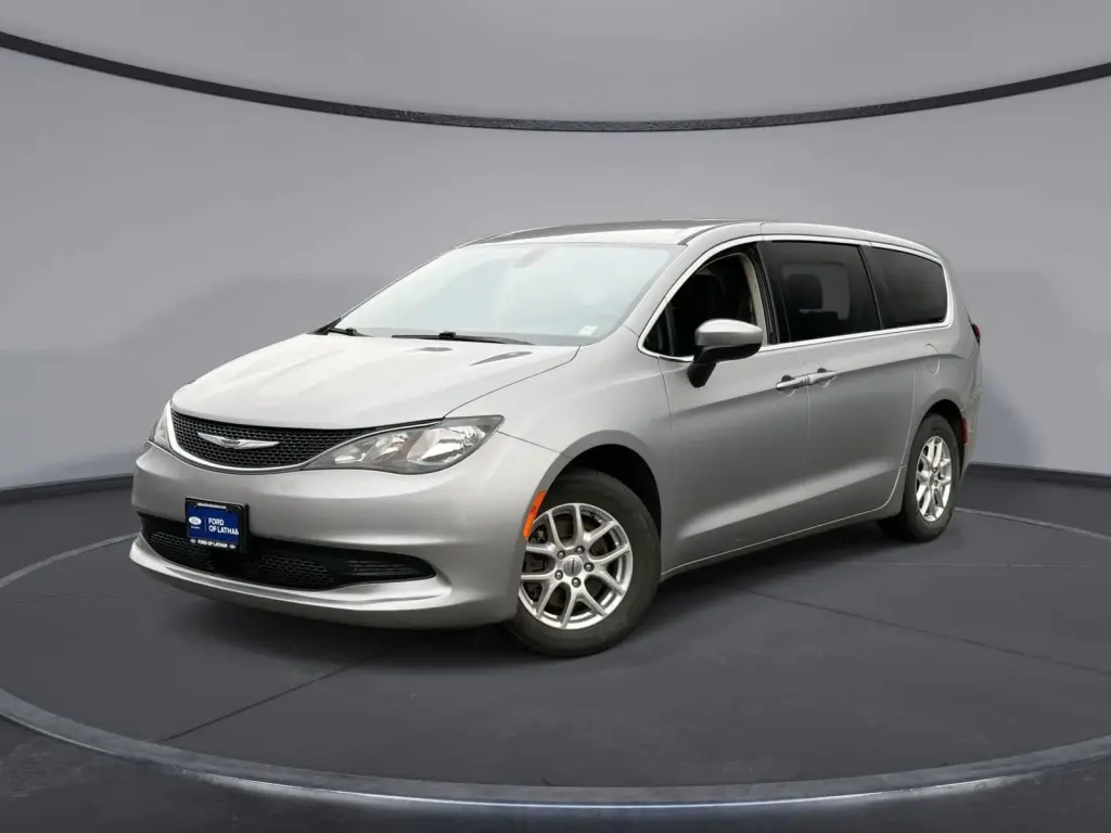 2021 Chrysler Voyager