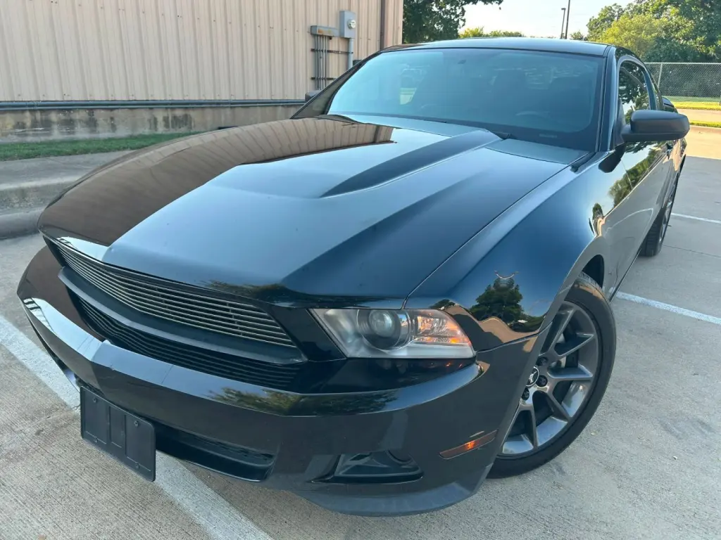 2011 Ford MUSTANG