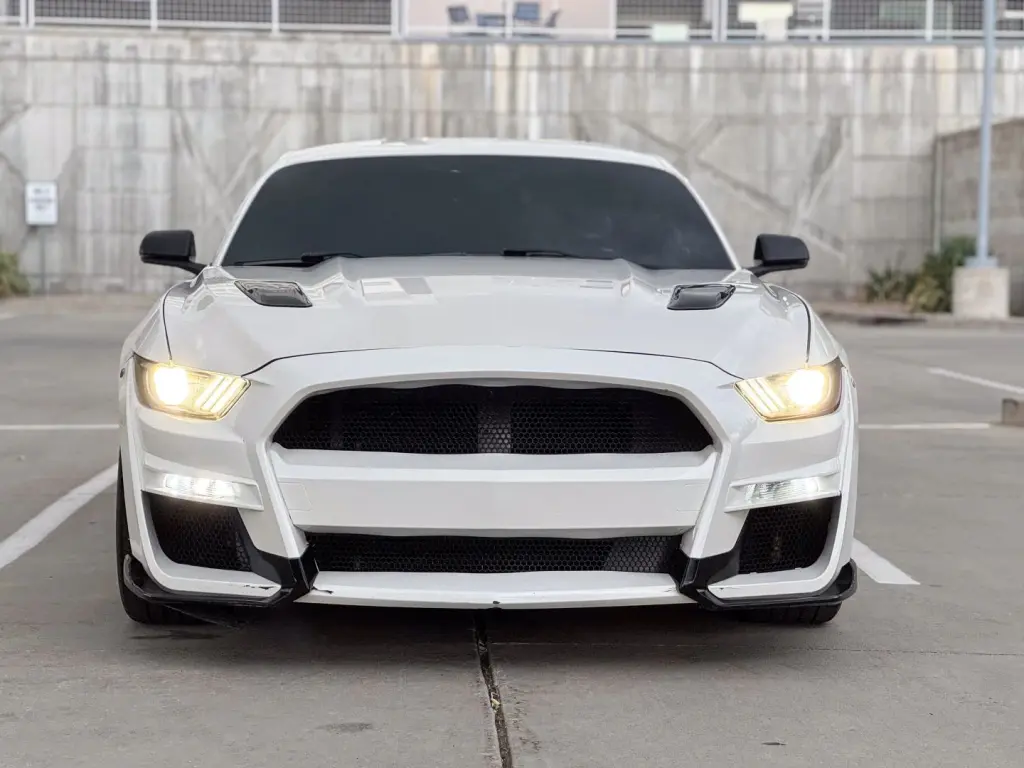 2017 Ford MUSTANG