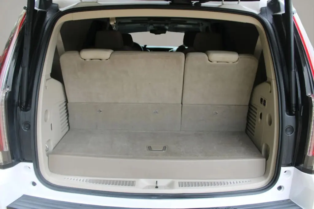 2016 Cadillac ESCALADE