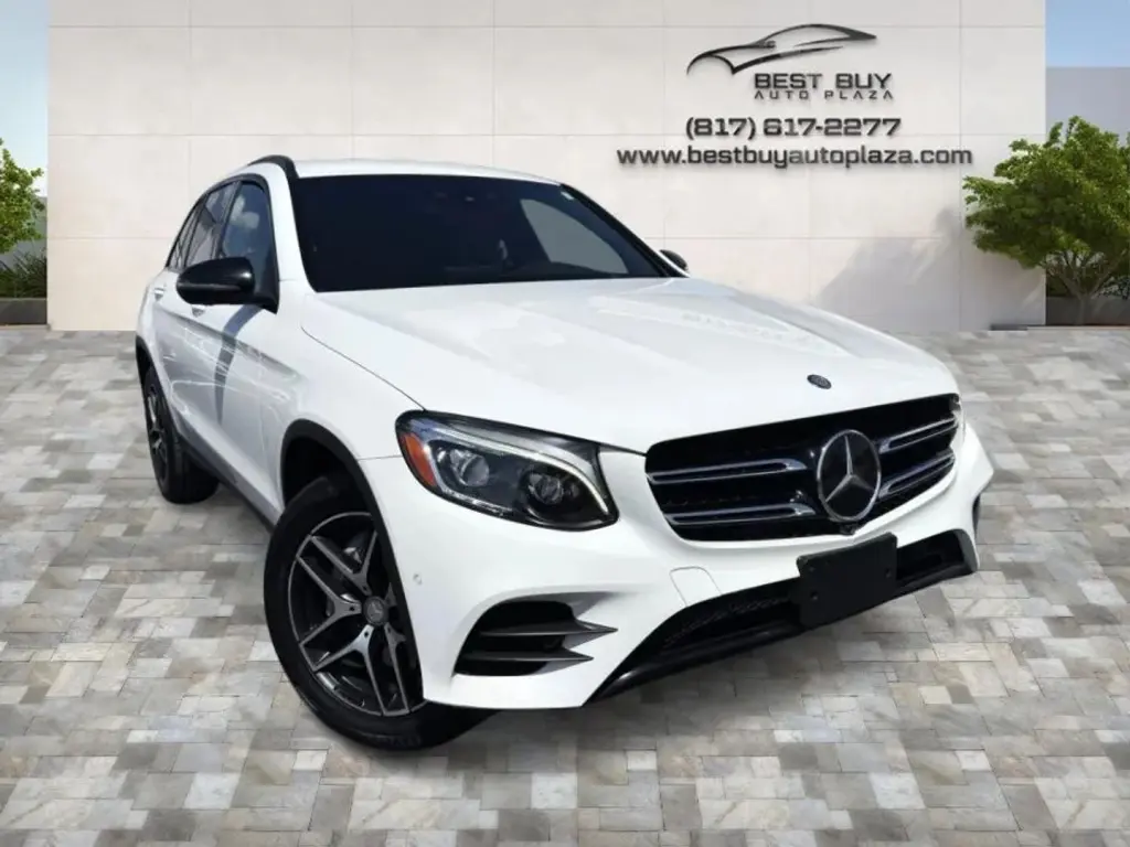 2017 MERCEDES-BENZ GLC