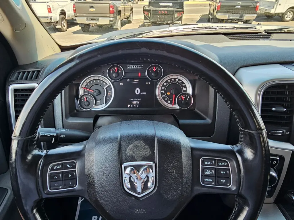 2019 RAM 1500 CLASSIC CREW CAB