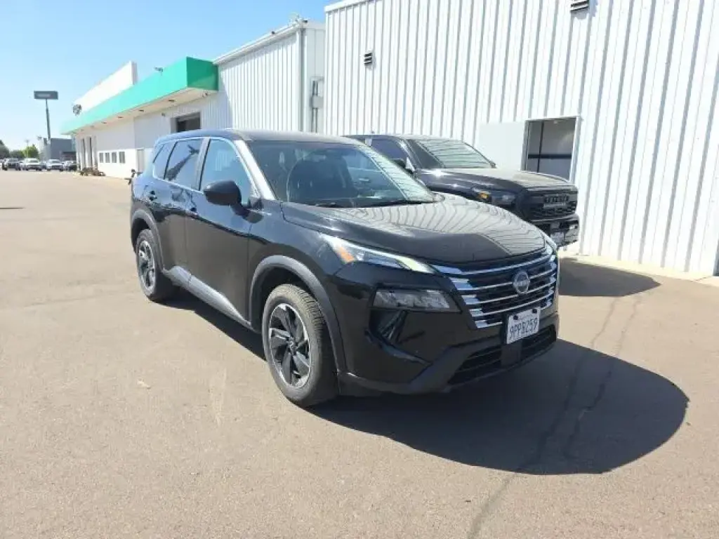 Nissan Rogue 2025 SV 4dr Crossover