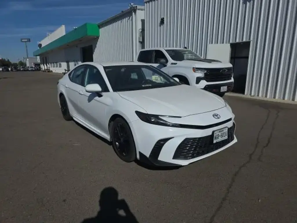 Toyota Camry 2025 SE 4dr Sedan