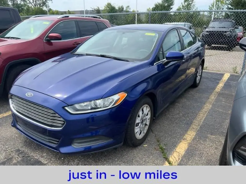 Ford Fusion 2014 S 4dr Sedan