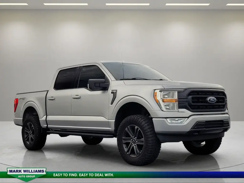 Ford F-150 2021 4x4 XLT 4dr SuperCrew 5.5 ft. SB